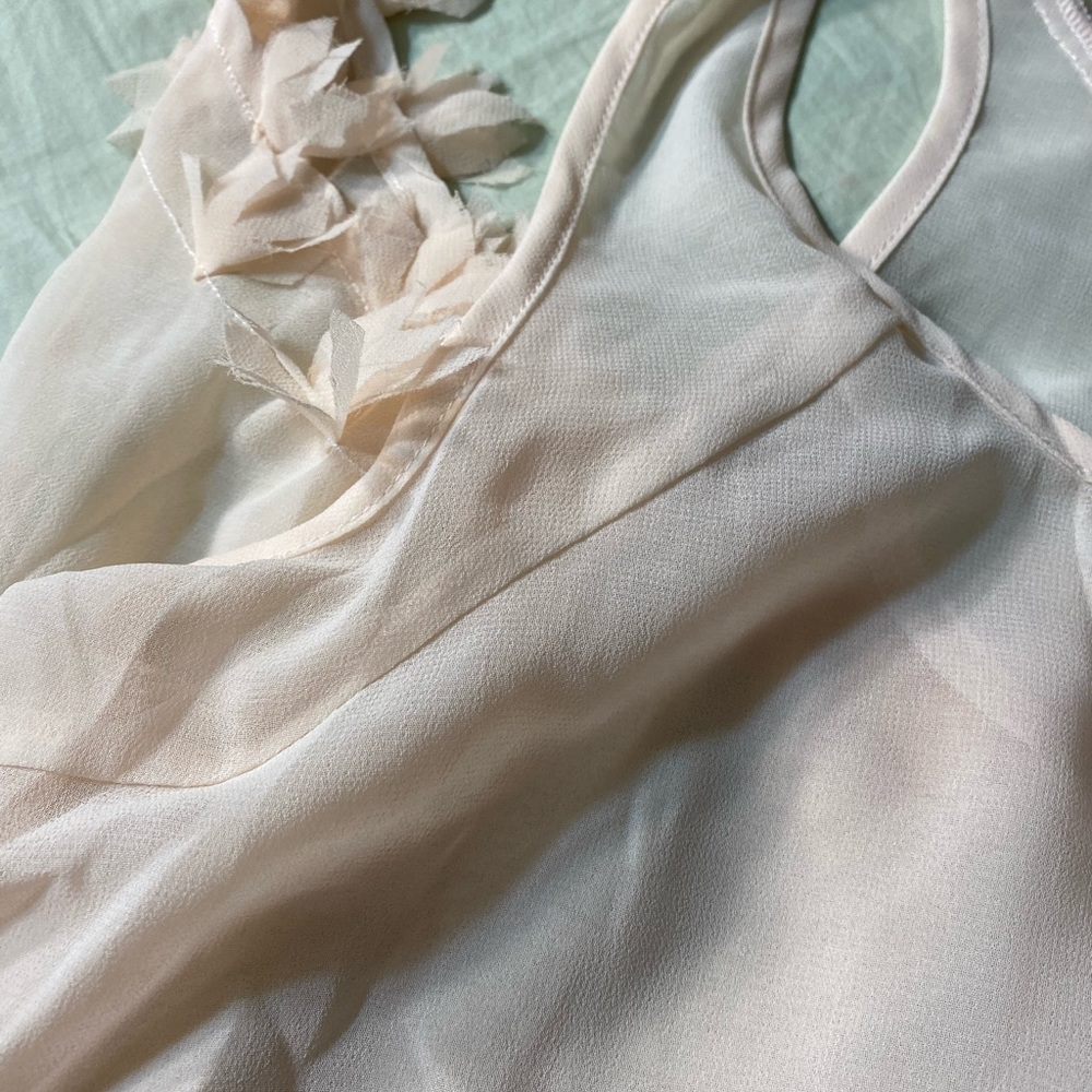 Cute blouse